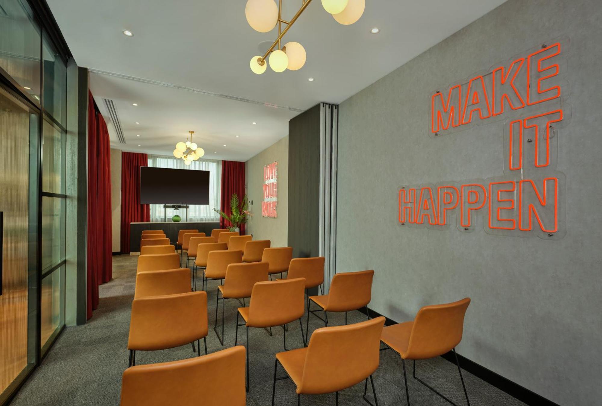 Radisson Red Belgrade 호텔 외부 사진