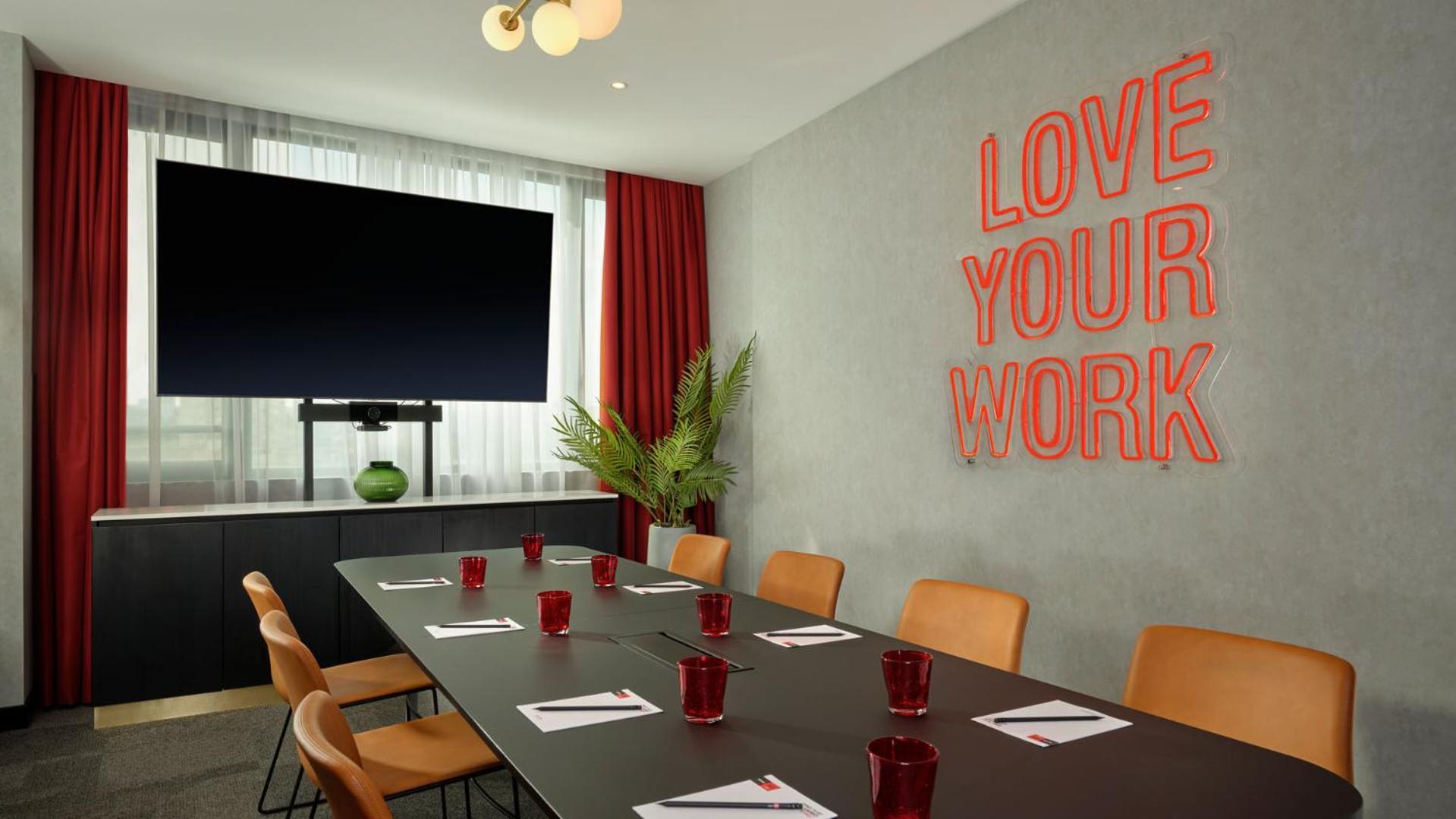 Radisson Red Belgrade 호텔 외부 사진