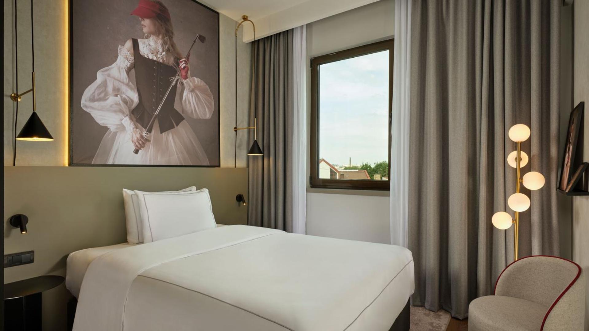 Radisson Red Belgrade 호텔 객실 사진